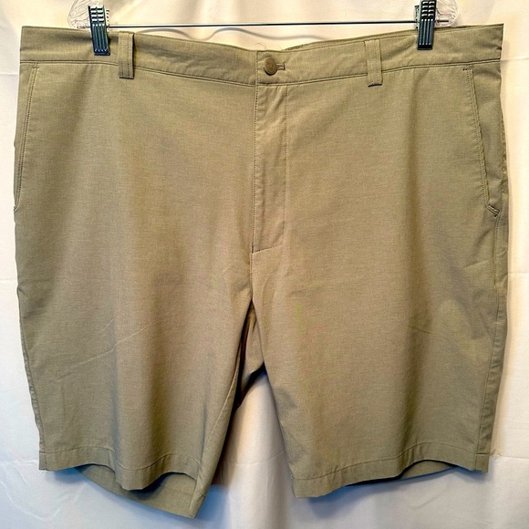 Peter Millar Crown Crafted Men’s Chino Golf Shorts 9.5 Inseam Gray Size 42 - Picture 1 of 10